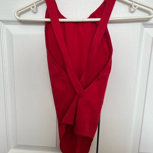 Wilfred Free Cross Back Bodysuit in Red - Picture 2 of 3